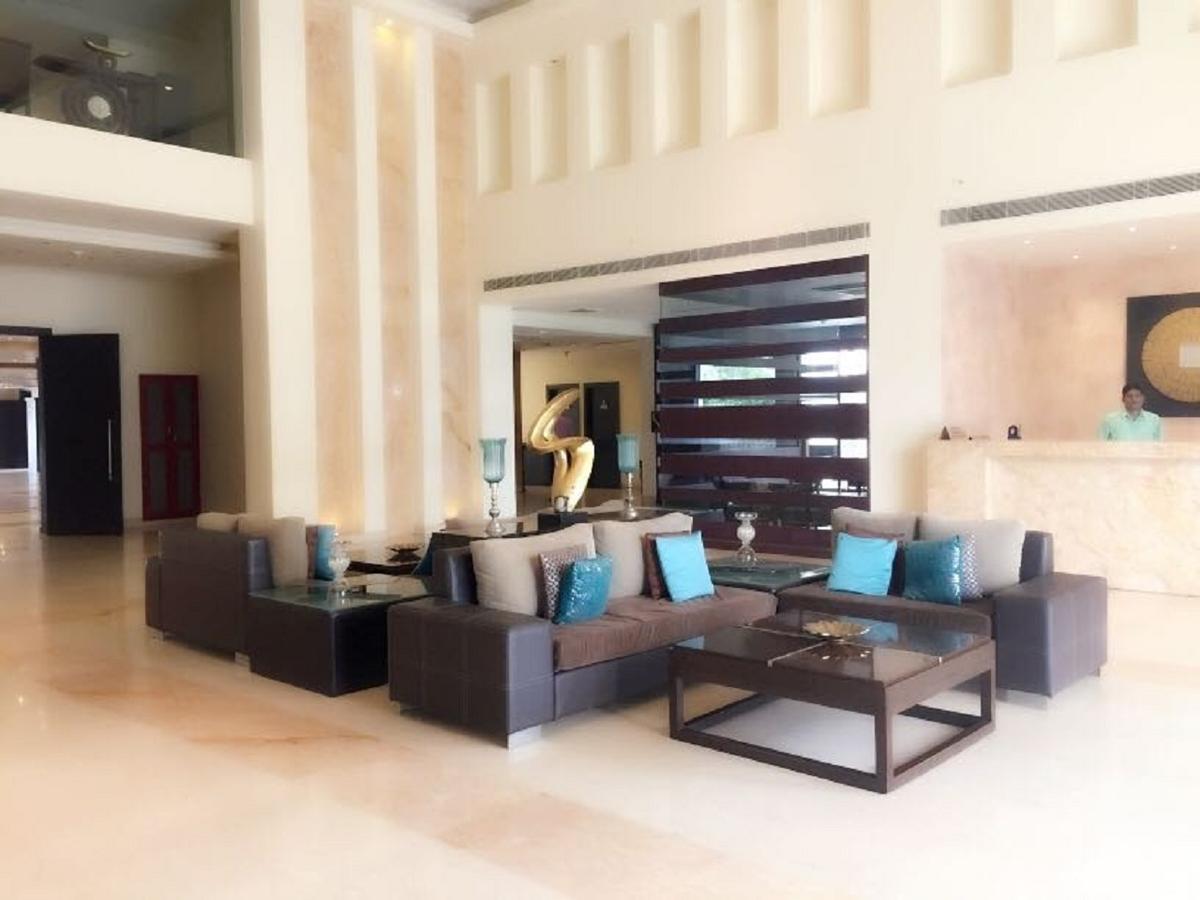 ניו דלהי Hotel Vista מראה חיצוני תמונה